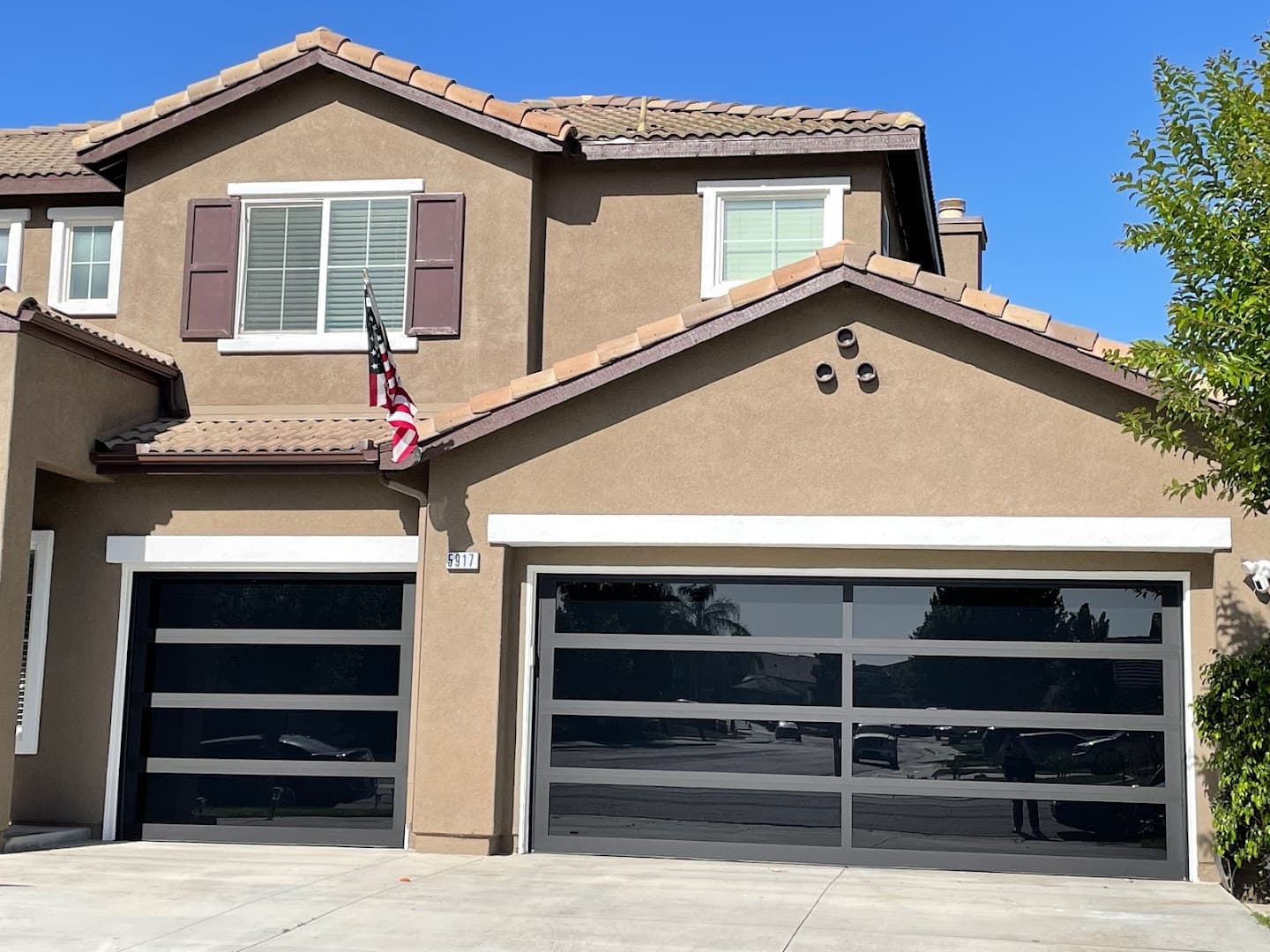 CALIBER GARAGE DOORS image 1
