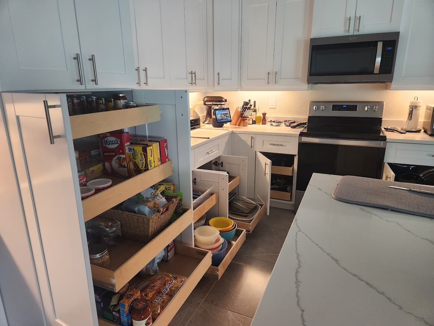 Cabinetry Slideout Shelving Co. image 1